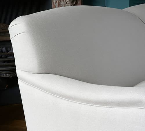 Sweetheart-shaped back