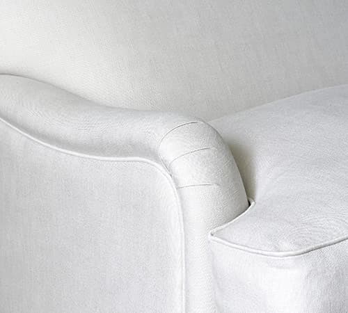 Elegantly curved arms