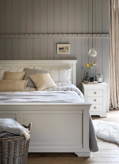 Chantilly Warm White